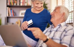 Cartao De Credito Consignado Daycoval Freepik